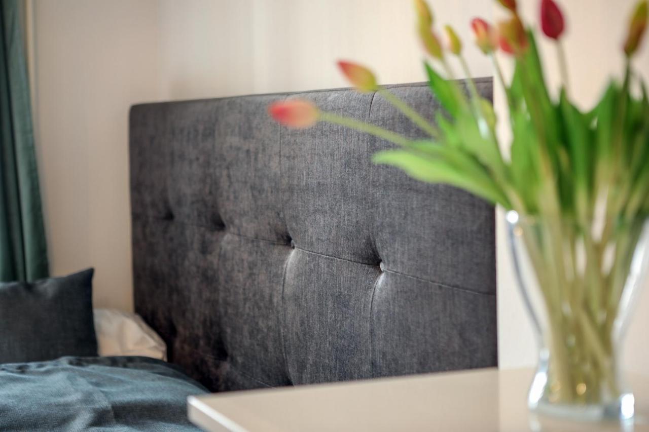 4 Personen Altbau Apartment Nahe Kurfuerstendamm - Romeo & Julia 柏林 外观 照片